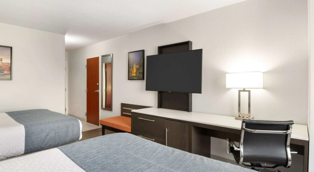 Четырёхместный номер Standard Best Western Premier Richmond City Gateway