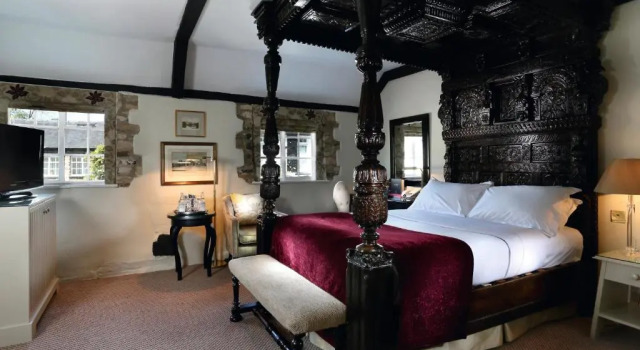 Люкс Macdonald Bear Hotel