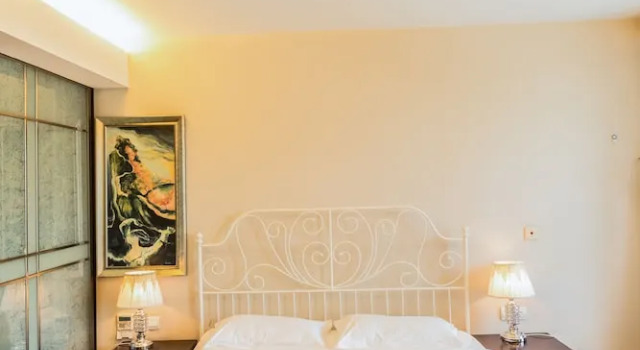 Номер Deluxe World City Jiamei Service Apartment
