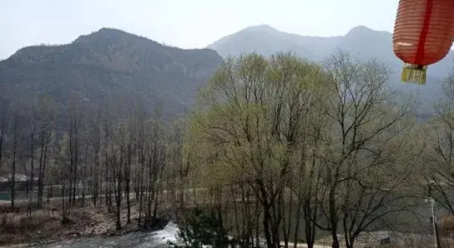 Yixingshanju Guesthouse, Book Hotel Hoteller i Beijing Province med parkering, Parkering