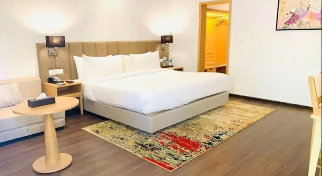 Номер Superior U Rivergate Resort & Spa, Karjat