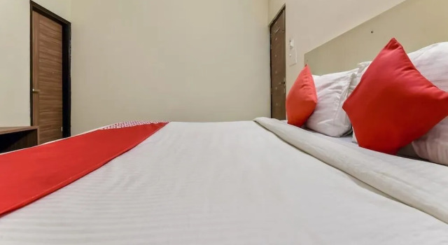OYO 16642 Flagship Hotel Mahadev