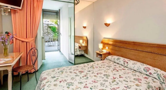 Logis le Mont Aigoual, Rezervasyon Otel Lozère otoparklı oteller, Otopark