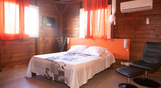 Les Perles De Karolann, Rezerwuj Hotel Hotele w Grande-Terre z basenem, Basen