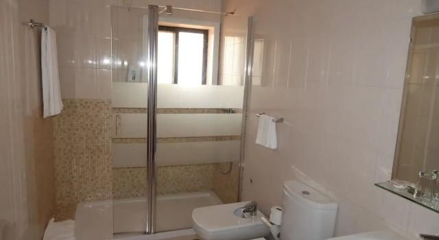 Четырёхместный номер Standard Hotel Contriz