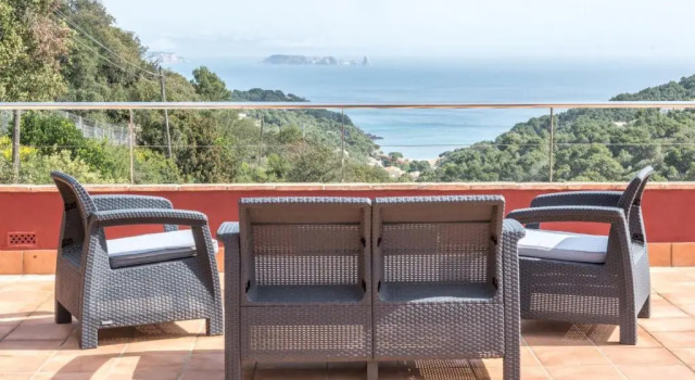 Двухместный номер Deluxe с балконом и с видом на море Es Cel de Begur Hotel