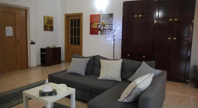 B&B Villa Enza intero appartamento a Nocera Inferiore, Salerno, Buchen Sie Bed & Breakfast Nocera Inferiore Kampanien