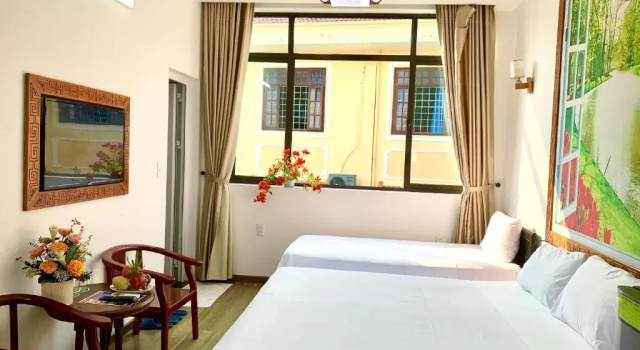 Двухместный номер Standard с видом на бассейн Anh Family Homestay