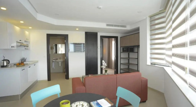 Полулюкс MAIA HOTEL SUITES