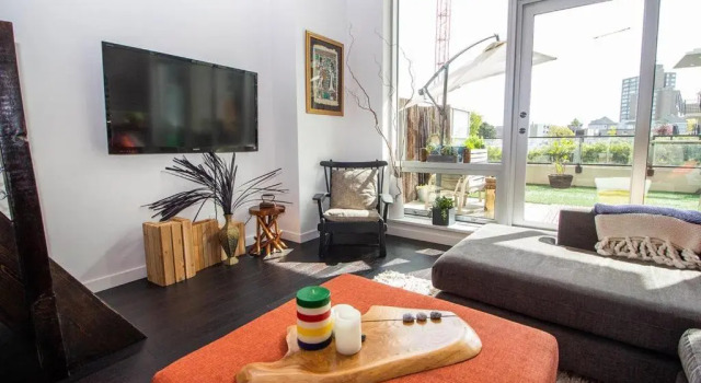 Historic Hudson 2 Bed - 28 Day Min, Prenota Hotel Victoria 
