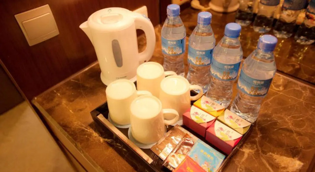 Четырёхместный номер Deluxe Hi-YES Hotel Hualien