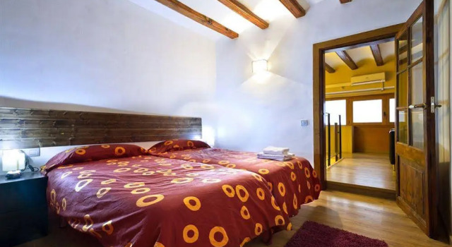 Raval Suites