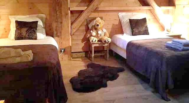 Apartment with 5 Bedrooms in Montriond, with Wonderful Mountain View, Furnished Garden And Wifi - 7 Km From the Slopes