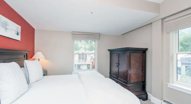 River Club 304 3 Bedroom Condo by Alpine Lodging Telluride, Забронировать Отель Отели Telluride Ski 3 звезды, 3*