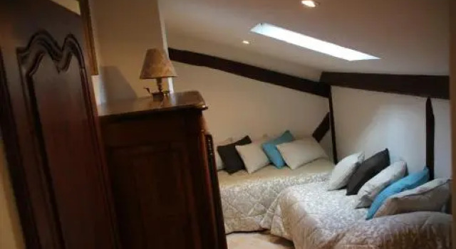 Le Relais de la Tour, Book Hotel  