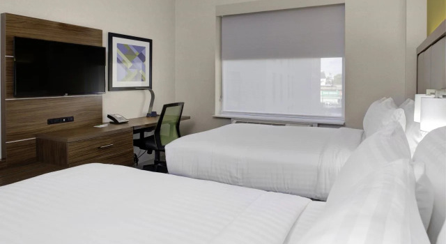 Holiday Inn Express-Bronx, Забронировать Отель Отели Нью-Йоркской агломерации 3 звезды, рядом с Третья авеню — 138-я улица, 3*