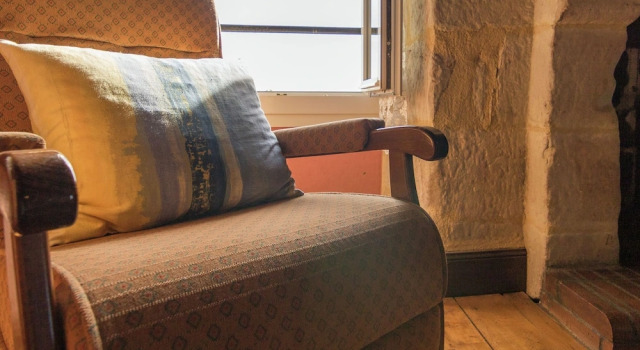 Historic Tower Home in Brignac, Rezerwuj Hotel Hotele w Correze z parkingiem, Parking