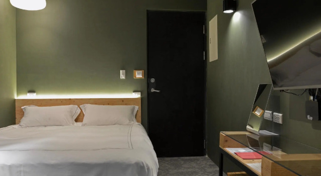 Run of House SI Hotel