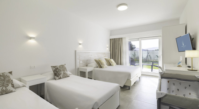 Hotel Sarena Beach, Забронировать Отель Отели Синискола 4 звезды, 4*