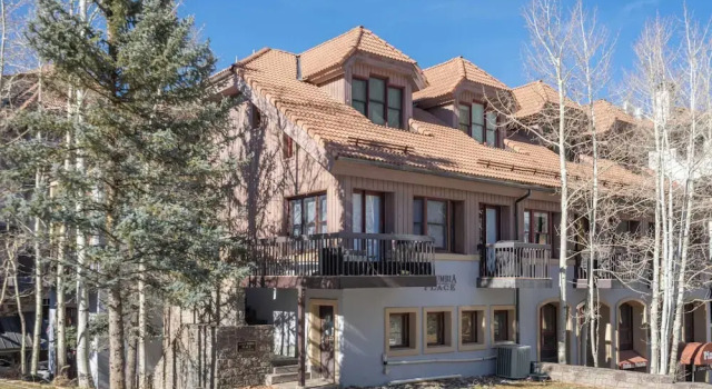 Columbia Place 5 by Avantstay Ski-in/ski-out Unit in Great Location!, Забронировать Отель Теллурайд Telluride Ski, рядом с Лыжный подъемник San Sophia