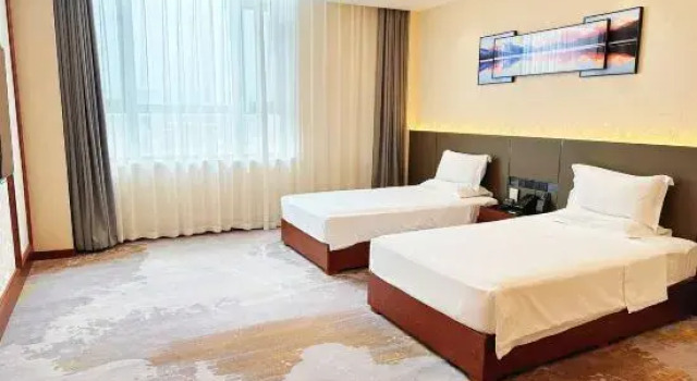 Люкс Executive Holiday Inn Dingsheng