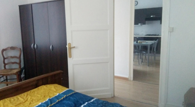 Apartment With one Bedroom in Jonzac, With Terrace and Wifi, Prenota Appartamento Hotel a Aquitania con parcheggio, Parcheggio