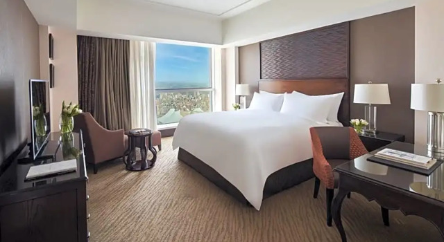 Двухместный полулюкс клубный Makkah Clock Royal Tower, A Fairmont Hotel