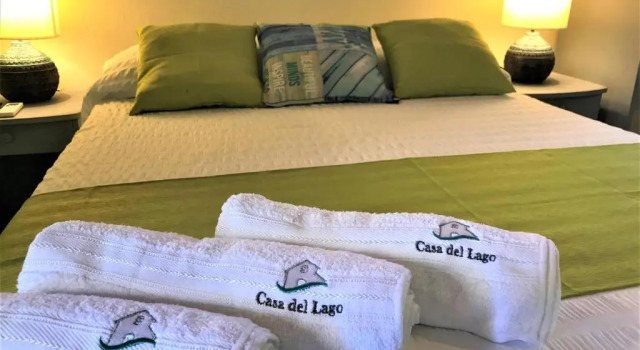Двухместный номер Deluxe с балконом Casa del Lago Lodging House