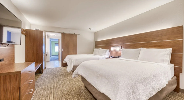 Люкс Holiday Inn Express & Suites Manitou Springs by IHG