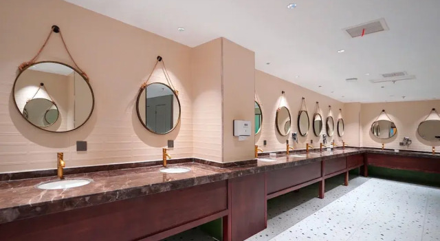 Кровать в общем номере (мужской номер) Xi'an YOLO Guest House