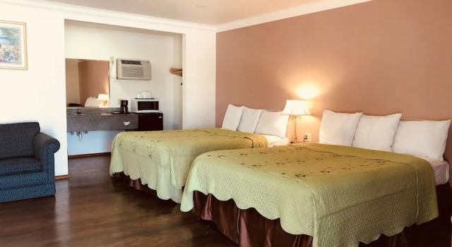 The Woodrose- NEWLY RENOVATED, Reserva ahora Posada u hostería Willits California