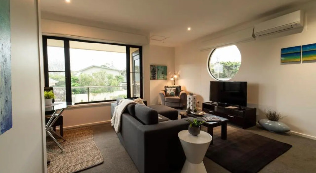 Двухместные апартаменты Deluxe Hilltop Apartments Phillip Island