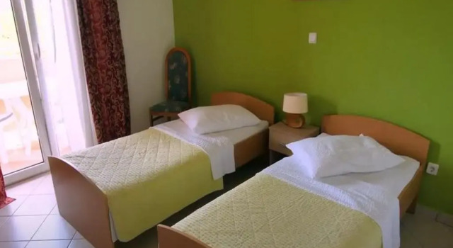 Apartments Matija, Prenota Appartamento Hotel economici a Isole Quarnerine