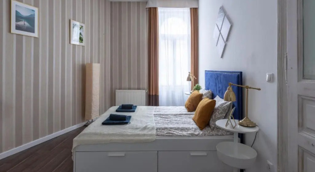 Vintage Downtown Home by Izabell, Забронировать Отель Будапешт Центральная Венгрия, рядом с Станция метро Vorosmarty Square