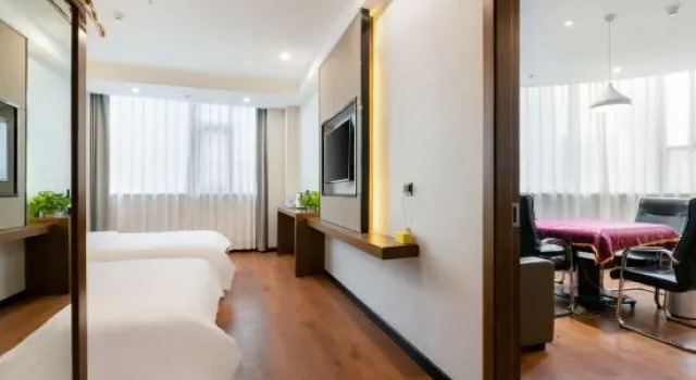 Двухместный люкс с видом на город Wulong Hotel (Aimin Plaza)