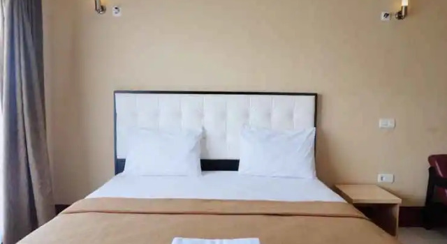 Masamba Elegant Hotel, Prenota Hotel Hotel a Sulawesi con parcheggio, Parcheggio