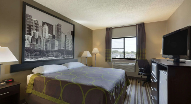 Super 8 by Wyndham Bridgeview/Chicago Area, Buchen Sie Hotel Bridgeview Chicago Southwest Suburbs