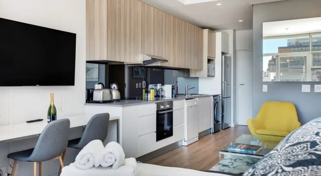 Trendy NY Style Apartment S1, Забронировать Апартаменты/квартира Кейптаун Центр Кейптаун, рядом с Palm Tree Mosque