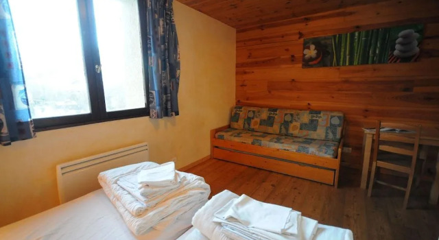 Résidence - Gite La Mourée, Prenota Hotel Hotel a Alvernia con parcheggio, Parcheggio