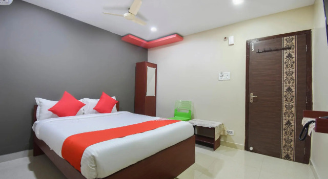 OYO 71175 Green Palace Guest House, Prenota Affittacamere Calcutta 