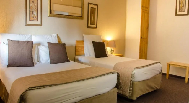 Трёхместный номер Standard Nelspruit Lodge