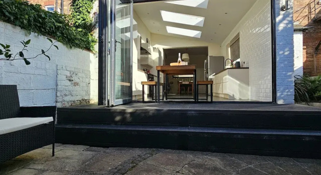 Коттедж South Bay House