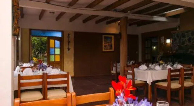 Tambo Inti Hosteria, Boek Hotel Otavalo Imbabura