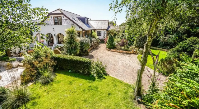 Коттедж Badgers Den - Covehurst Bay Holiday Cottage