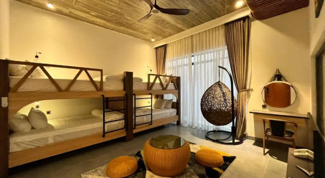 Tournesol Villa Dalat, Buchen Sie Villa Hotels in Lam Dong mit Pool, Schwimmbad