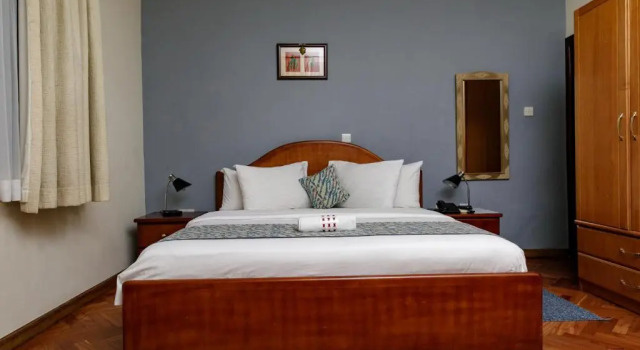 Апартаменты Mahogany Lodge, Cantonments