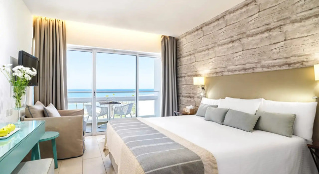 Двухместный номер Standard с видом на море Leonardo Plaza Cypria Maris Beach Hotel & Spa