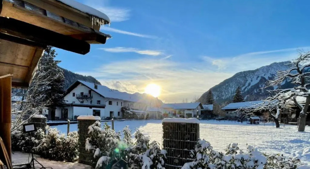 Tiny House Singer - contactless check-in - Sauna, Reservar Hotel Ehenbichl Reutte