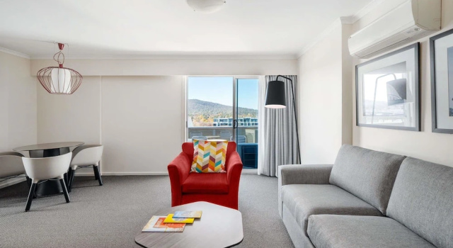 Апартаменты Premier c 1 комнатой Mantra on Northbourne