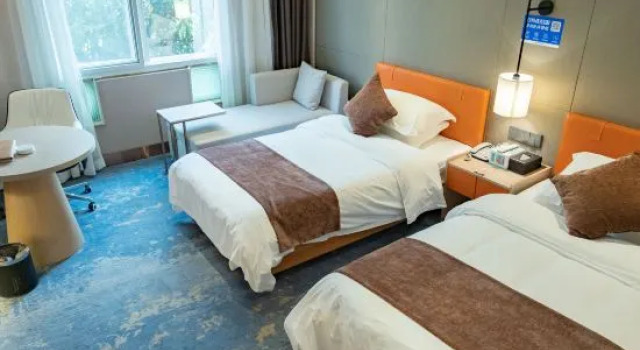 Двухместный номер Deluxe Jingli Hotel
